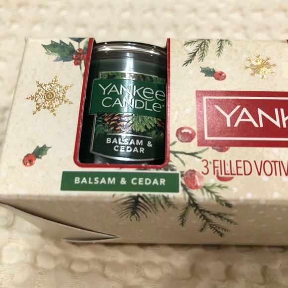 Yankee Candle 3 Pack Scented Votives NIB - Picture 2 of 5